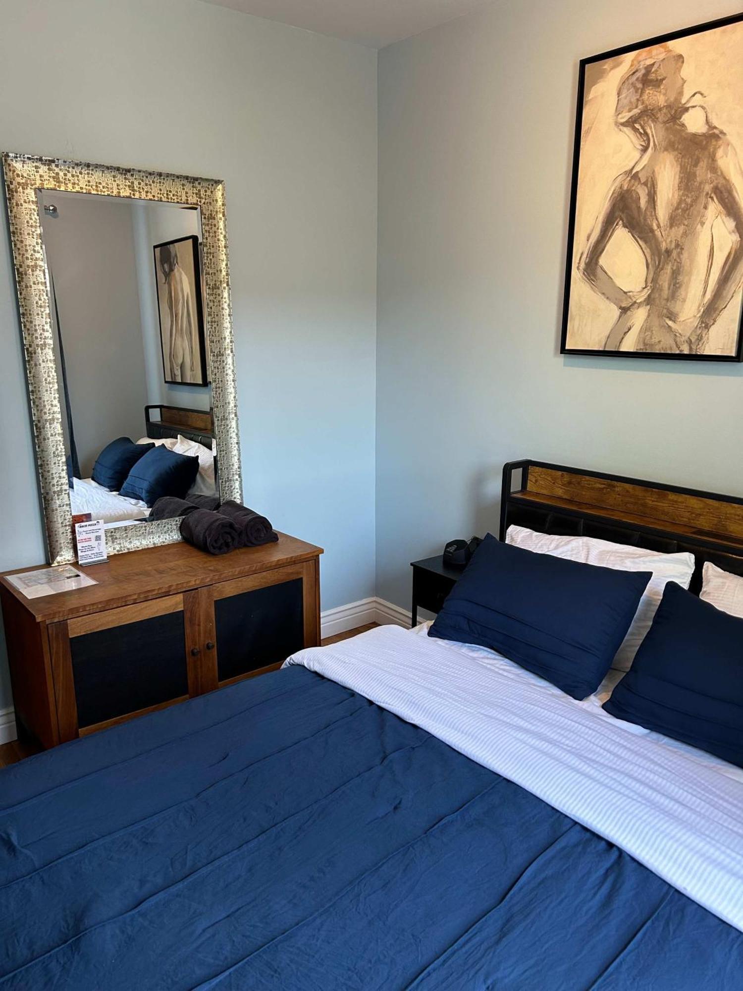 Blue Room In Dorothy'S Bnb Чикаго Экстерьер фото