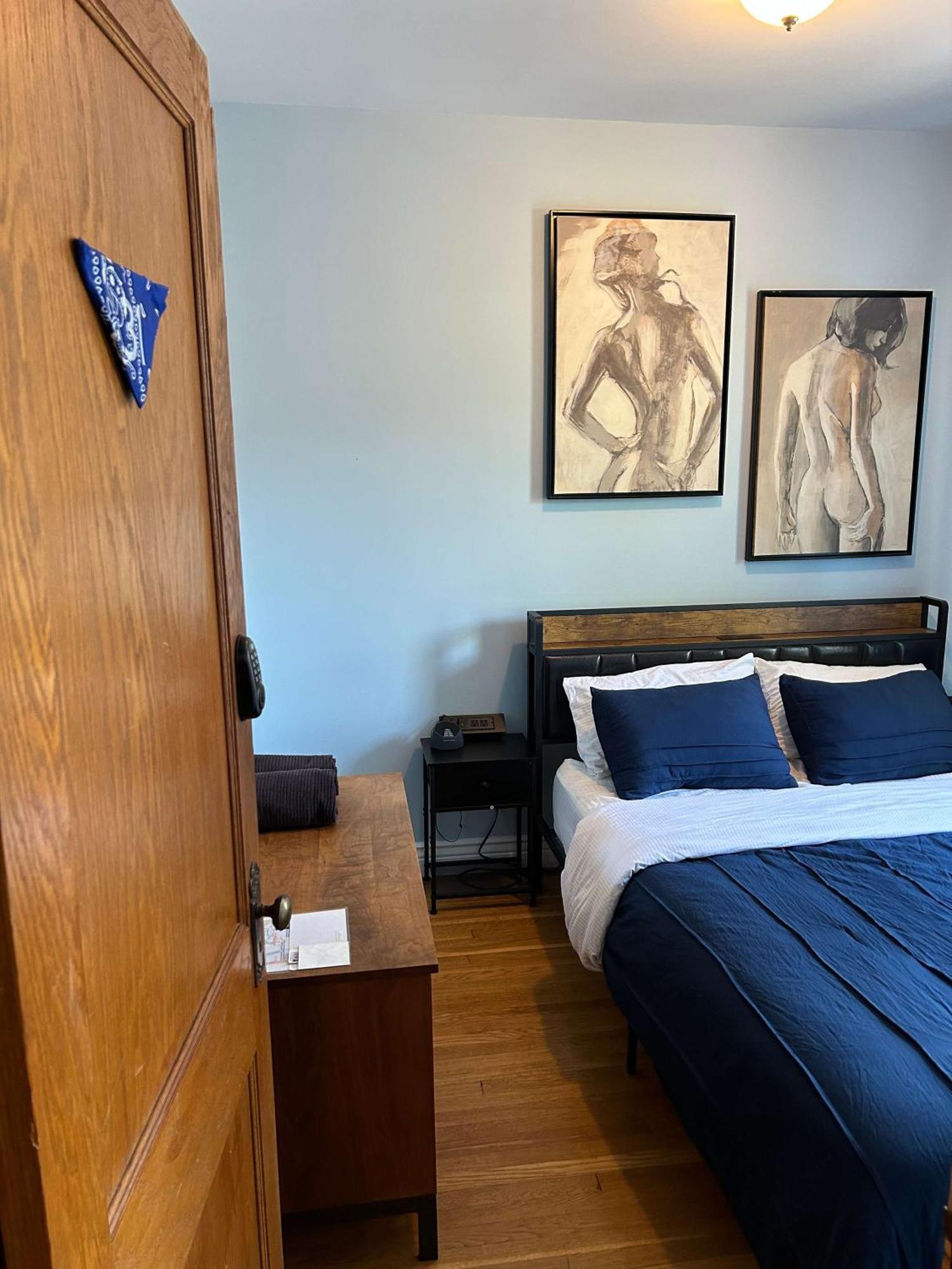 Blue Room In Dorothy'S Bnb Чикаго Экстерьер фото